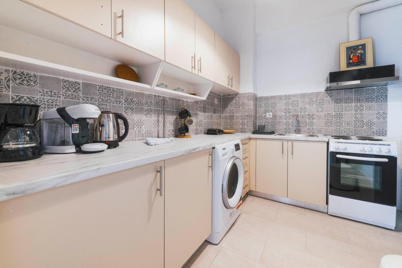 Urban Escape Next To Acropolis And Athens City Center المظهر الخارجي الصورة